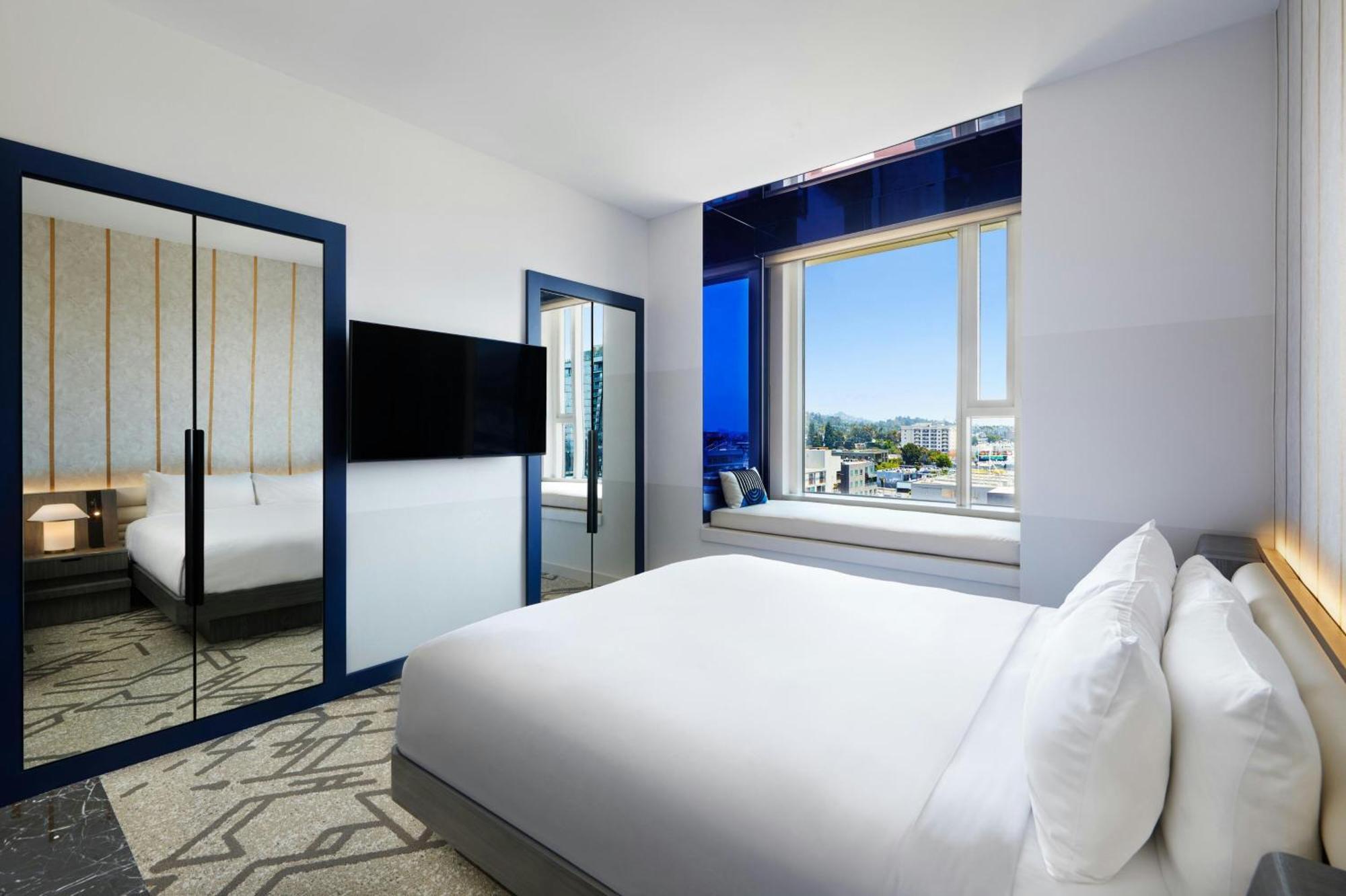 W Hollywood Hotel Los Angeles Exterior photo