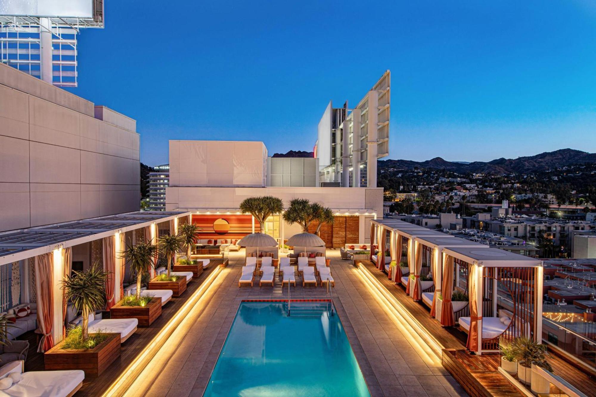 W Hollywood Hotel Los Angeles Exterior photo