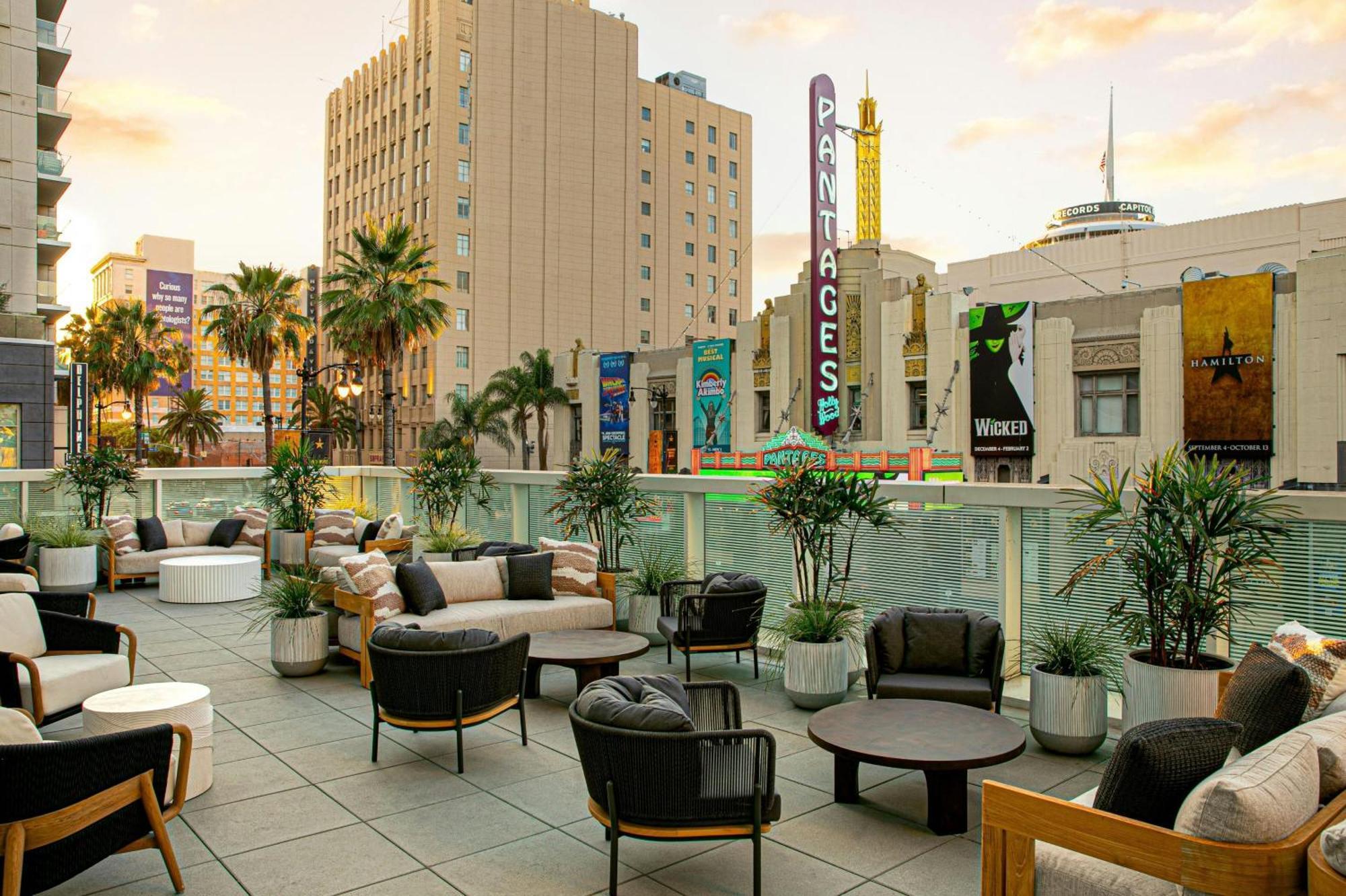 W Hollywood Hotel Los Angeles Exterior photo